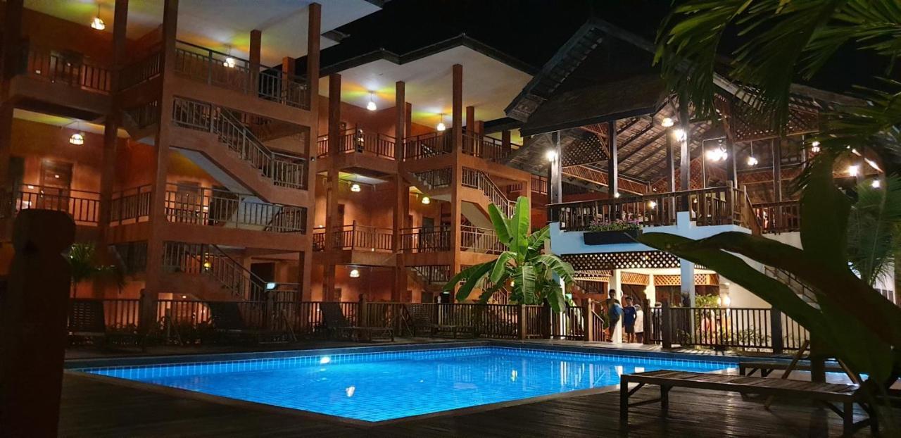 Rainforest Huahin Village Hotel Exterior photo