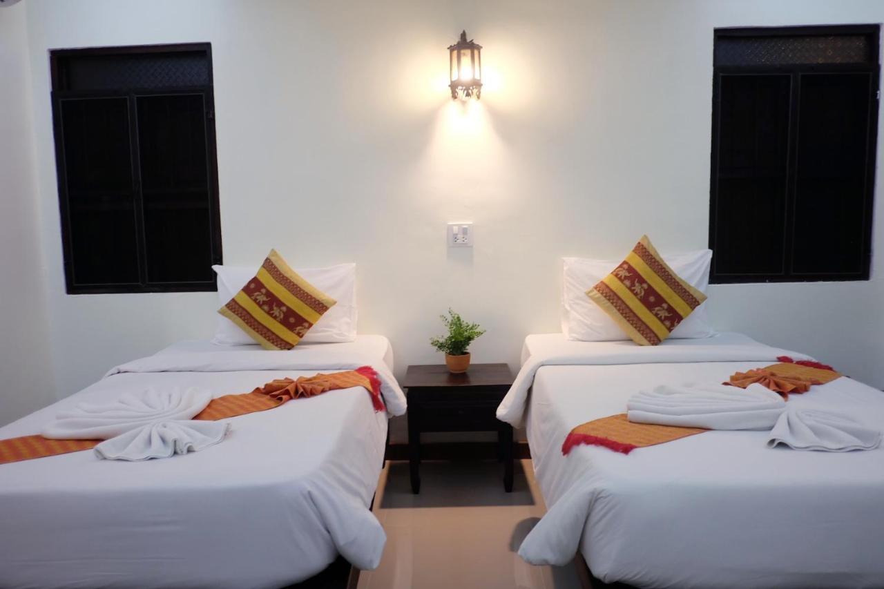 Rainforest Huahin Village Hotel Exterior photo
