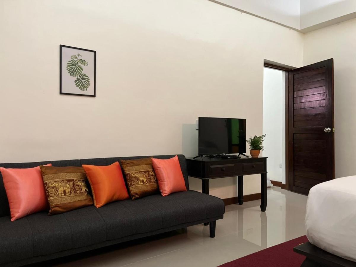 Rainforest Huahin Village Hotel Exterior photo